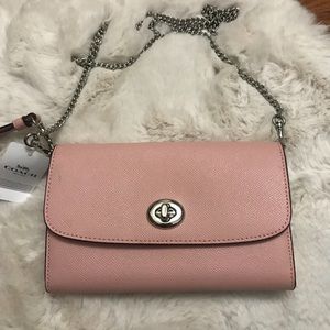 COACH CHAIN CROSSBODY